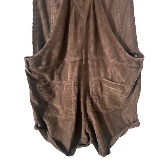 NWT We The Free Corduroy Short Overalls – Size Medium – Brown msrp $108 - Picture 8 of 10